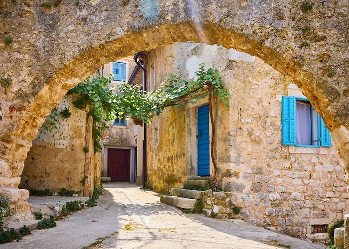 아파트 In 16817 *